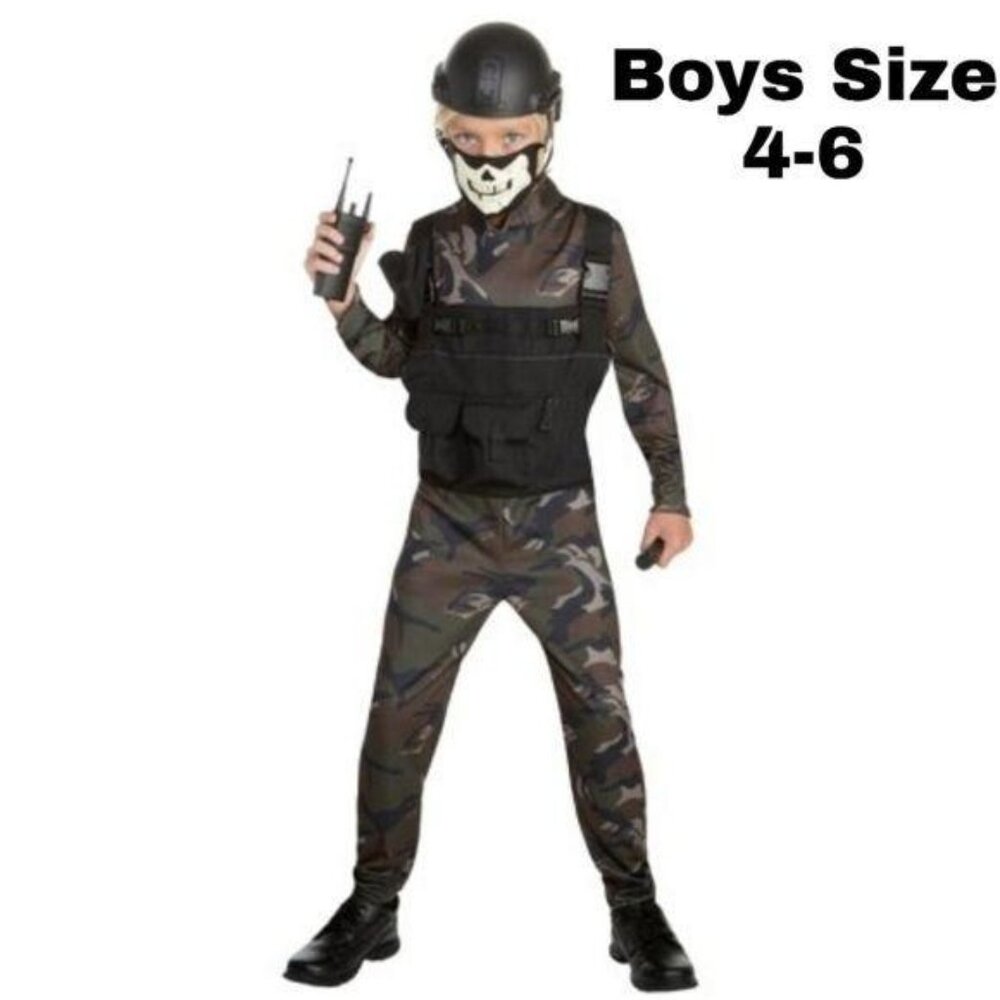 Boys NWT Skull Commando halloween dress up Costume With Accessories For Size 4-6